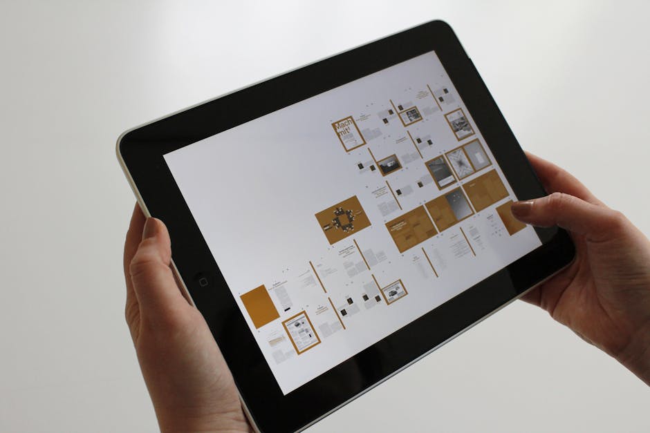 The Importance of Customizable User Roles in CRM Software
